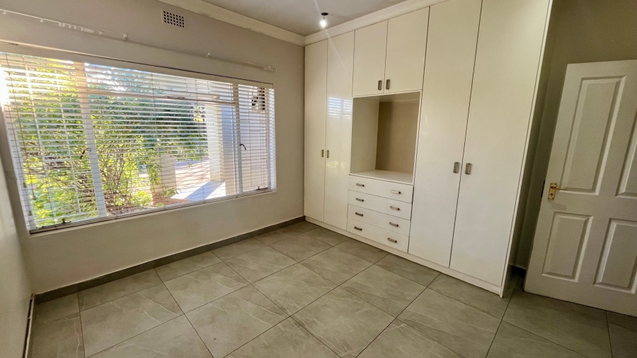 3 Bedroom Property for Sale in Flamwood North West